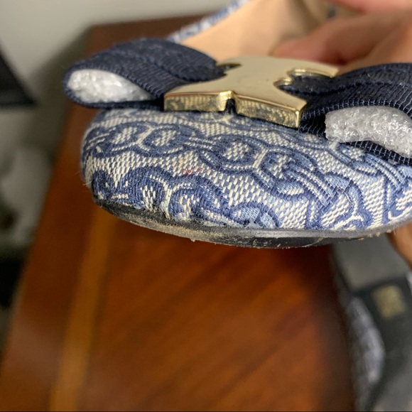 Tory Burch Link Print Textile Buckle Flats - Picture 9 of 12